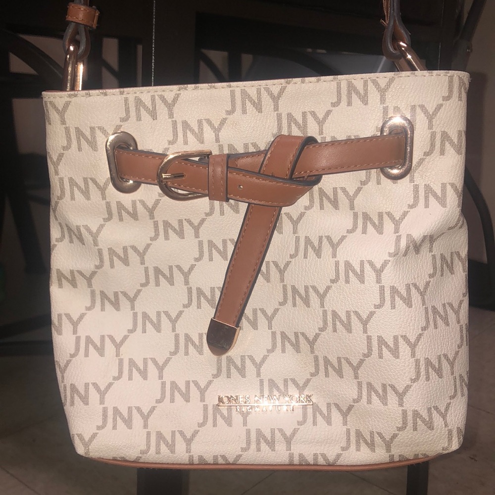 Jones New York signature purse